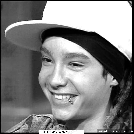 Pictures with Tomy! - dapz am observat Tommy is so sweet!!!! - Tom