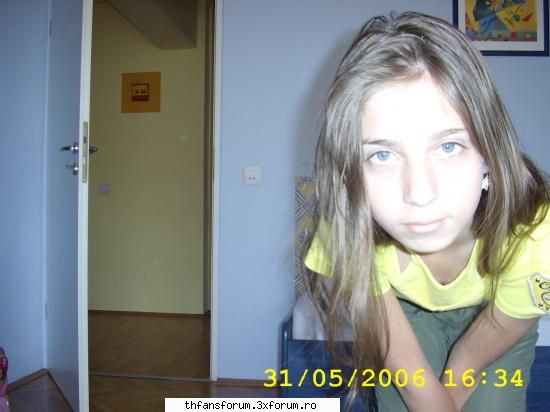 Poze cu noi! - poon ji eu una k sa aveti d c rade ...asta mi`a - Poze cu noi!
